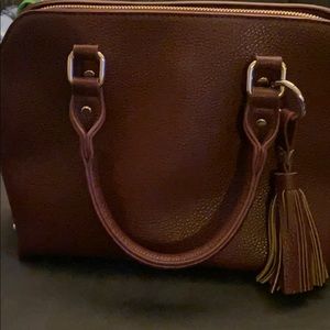 Hand bag
